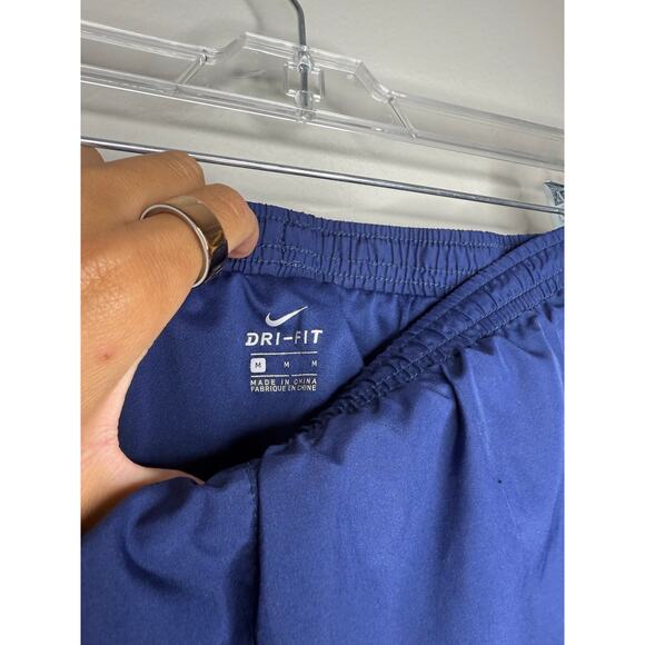 Nike Dri Fit Blue Lined Womens Running Athletic Shorts Size Medium - Picture 4 of 4